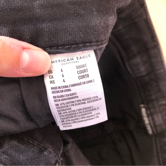 American Eagle Next Level Stretch Super High-Rise Black Leggings (Short Length) - Picture 6 of 8